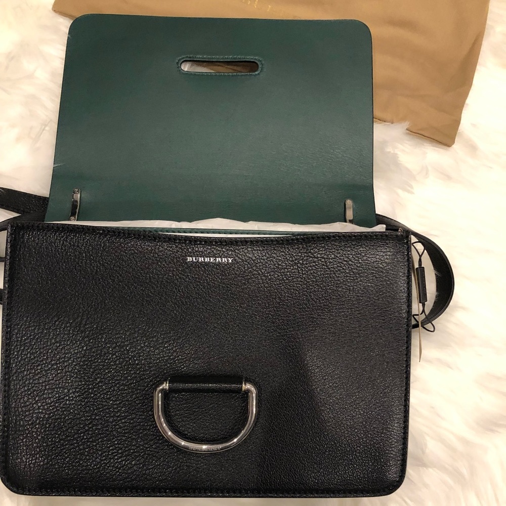 Burberry D Ring Medium Leather Bag - Picture 6 of 8